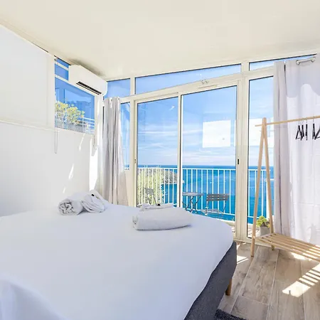 Апартаменты 73 Corne D Or - Toit Terrasse - Vue Panoramique - Jaccuzzi Вильфранш-сюр-Мер