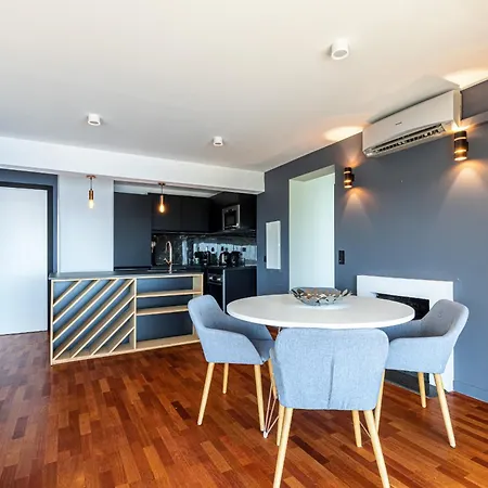Апартаменты 73 Corne D Or - Toit Terrasse - Vue Panoramique - Jaccuzzi Вильфранш-сюр-Мер